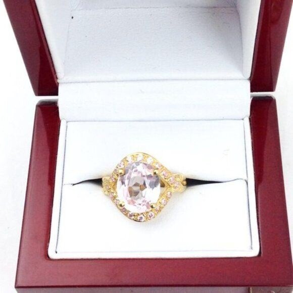 Faceted Pale Pink‎ Kunzite Cocktail Ring Set in Gold Tone Sterling Silver - 7 - Picture 8 of 16